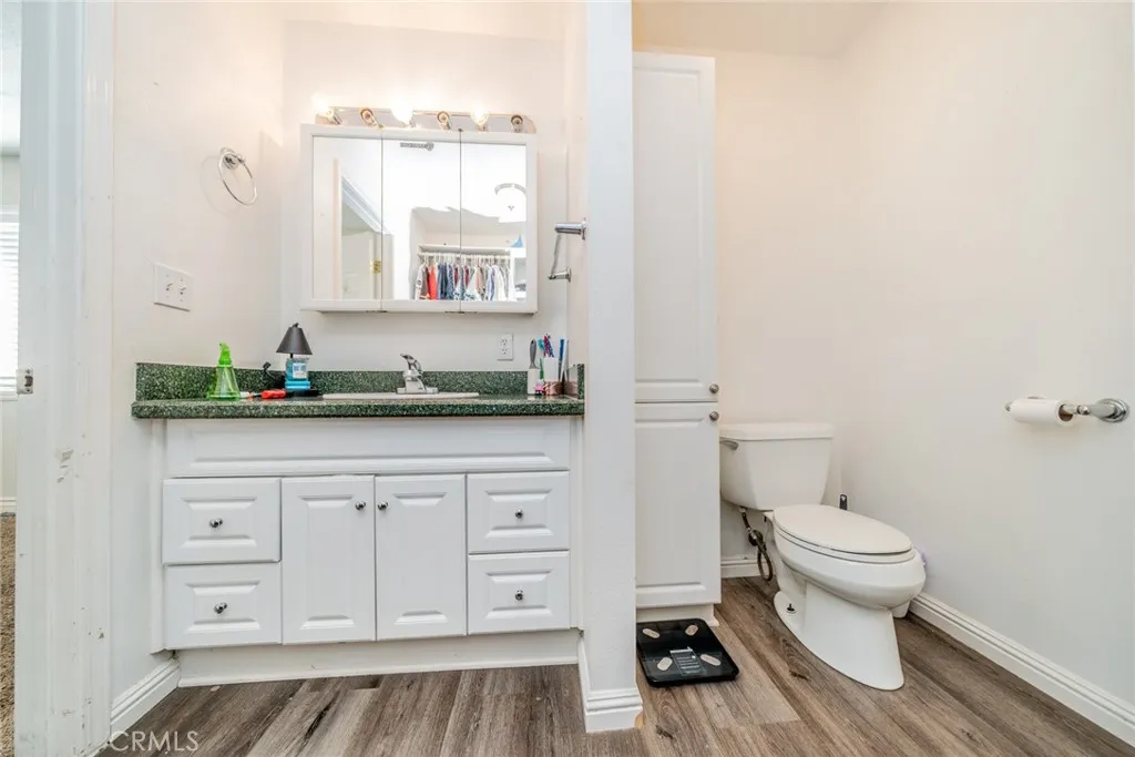 421 S Juanita Street, Hemet, California 92543 home-pic-16